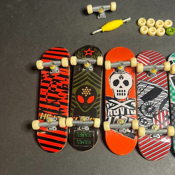 Lot of 2011 Tech Deck Alien Workshop, Creature & Black Label Finger Skateboards - Picture 2 of 5